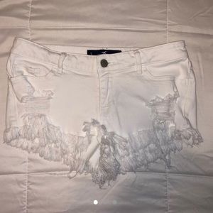 NWOT Hollister White Low Rise Denim Shorts